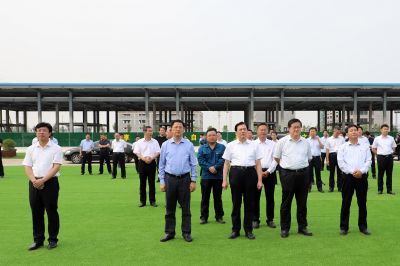 潍坊市委书记、市人大常委会主任惠新安带队对山东ag尊龙凯时·人生就是博健康产业园项目进行观摩点评