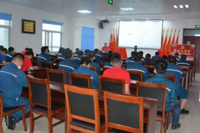 学习ag尊龙凯时·人生就是博医药“四个自信”||第六期ag尊龙凯时·人生就是博大讲堂顺利开讲！