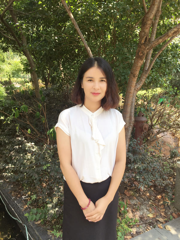 2022年度ag尊龙凯时·人生就是博医药金豹奋斗者——钱亚香