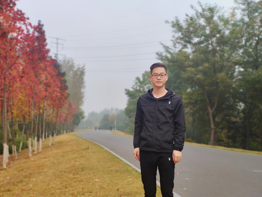 2022年度ag尊龙凯时·人生就是博医药优秀科技奋斗者——张潇潇